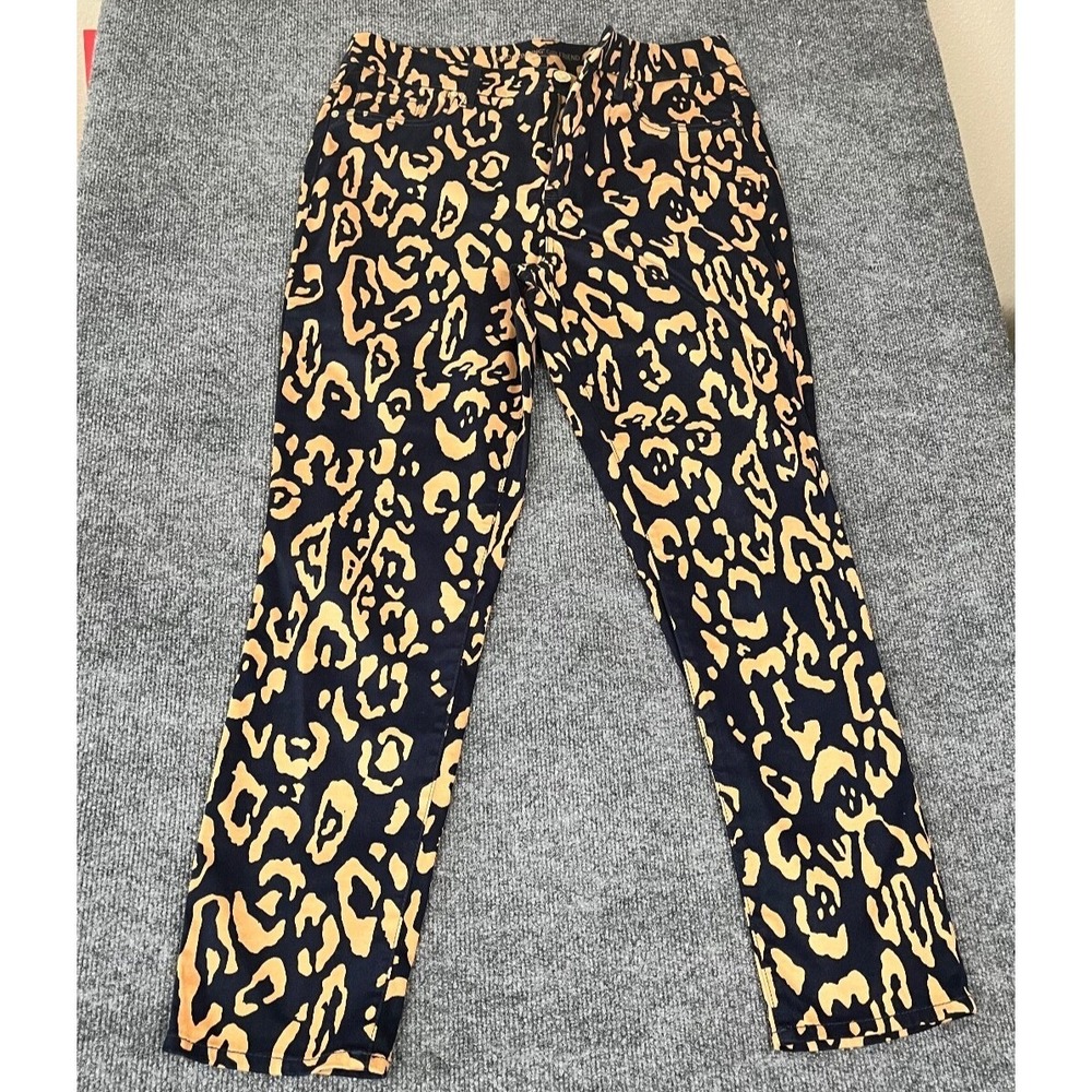 Chico's Girl Friend Slim fit Ankle Lengt Animal Print Pant Size 1 (US 8) NWT